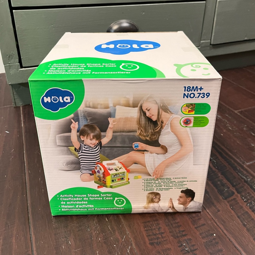 Hola - Activity House Shape Sorter